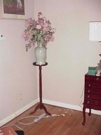 Fern stand and arrangement