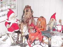 More Christmas and trolls