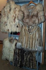 Assorted fur coats & stoles