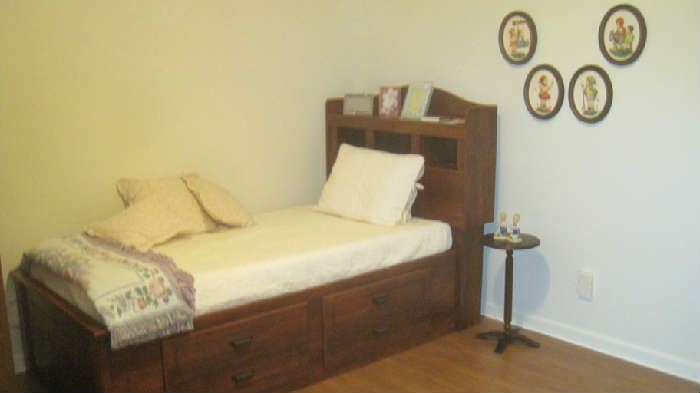 Twin bed with two drawer storage- Ashley Furniture
