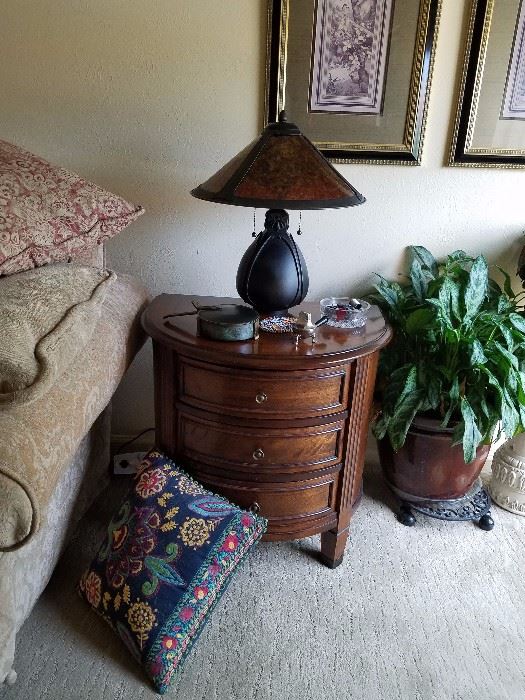 Beautiful Side Tables, Round Tables, Antique tables, Racks, Bookcases