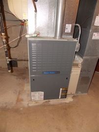 forced air gas furnace