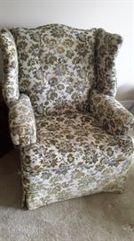 ANTIQUE VINTAGE WING BACK CHAIR