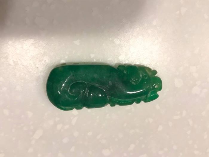 imperial thick green chinese jade grade a