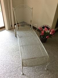 Vintage Metal Mesh Adjustable Lounge Chair