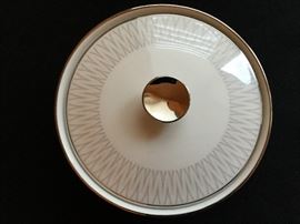 J. L. Hudson China Pattern Close Up