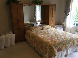 Drexel Bridge Headboard with Mirror Queen Bed with Optional Posturpedic Mattress