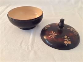 Made by Hand in Occupied Japan. 5 1/2" diameter. 
