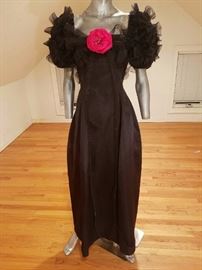 Bill Blass Haute Couture Museum worthy 1970's silk Gown