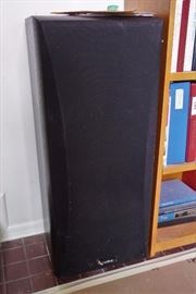 Infinity SM125 speakers