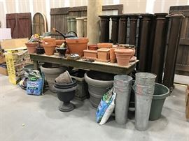 These Items to be Sold in Estate Sale Thu, 7.13 to Sat, 7.15 37  Planters, Decorative Columns, Garden Accessories