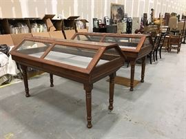 These Items to be Sold in Estate Sale Thu, 7.13 to Sat, 7.15 82 Display Cases 