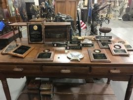 TO BE AUCTIONED 7.15.2017 Gp Lot Awards, Plaques, Desk Items Daniel Reynolds  Abbie Mills 