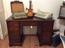 Desk and intake Typewriter
