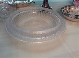 lalique centerpiece bowl