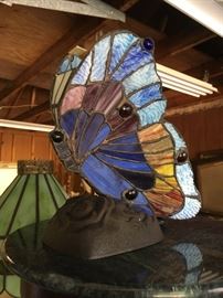 Stained glass butterfly table lamp 