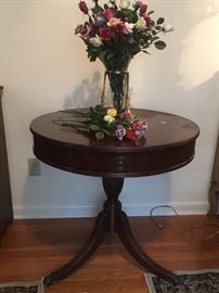 Mahogany round drum table