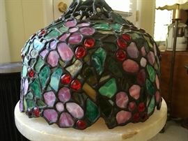 Stained-glass lamp globe