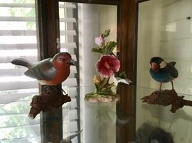Bird figurines