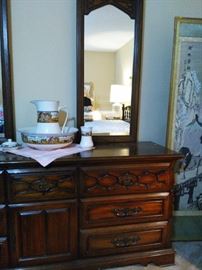 Sumter Bedroom Suite with Twin Mirrors, Wash Basin, Soap Dish, Cup