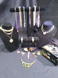 Assorted Jewelry
