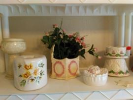 Assorted Ceramic Pieces