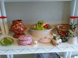 Assorted Ceramic Pieces