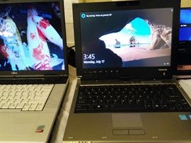 Toshiba Protégé Convertible Laptop Intel i3 Dual Core @ 2.13ghz with Windows 10