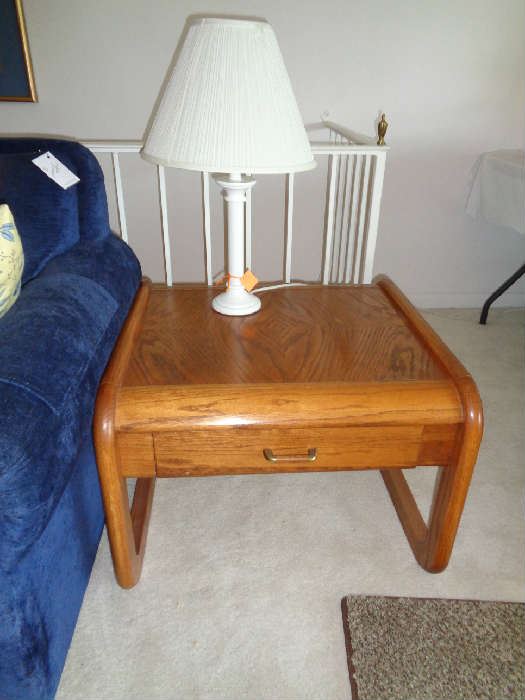 LAMP TABLE
