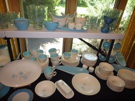 Vintage kitchen, Dishes 