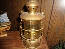 Ship lantern
