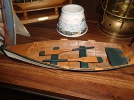 Model boat w/oars