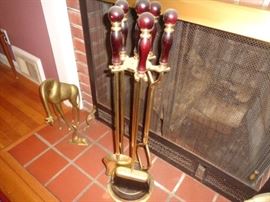 Fireplace tool set