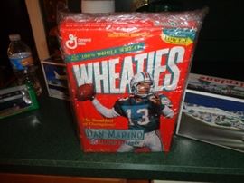 Dan Marino Wheaties box