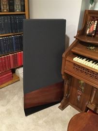 Can't remember the brand -- oops -- but I love the retro look and the sound is fantastic -- listened to them throughout the pricing process.