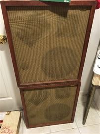 Set of Wharfdale speakers 