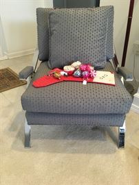 I love these retro chairs -- chrome and fabric -- nice!