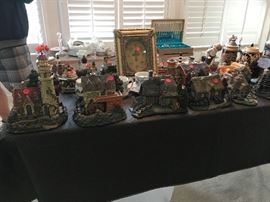 This is a collection of Thomas Kinkaid lighthouse scenes from famous locations.