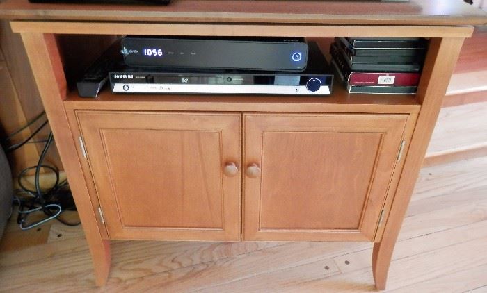 TV Stand and Samsung HD-860 DVD Player
