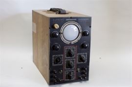Supreme Instruments 1938 Model 546 Oscilloscope
