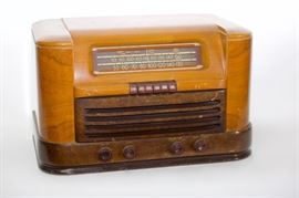 Philco 1946 Model 46-451 Tabletop AC Radio
