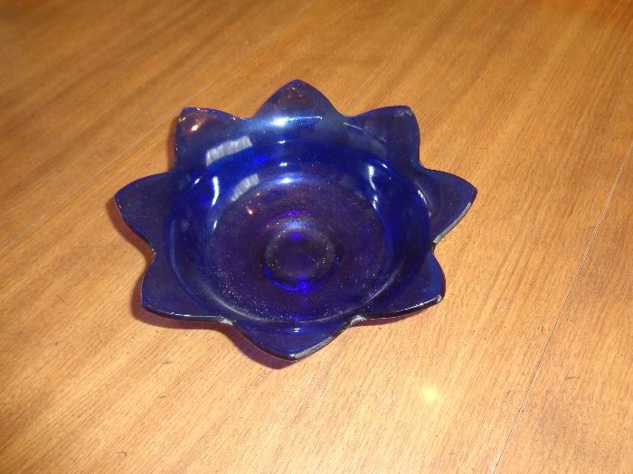 cobalt blue pedal leaf bowl