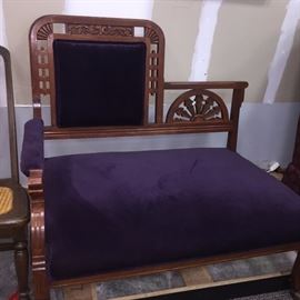 cute Victorian Purple settee