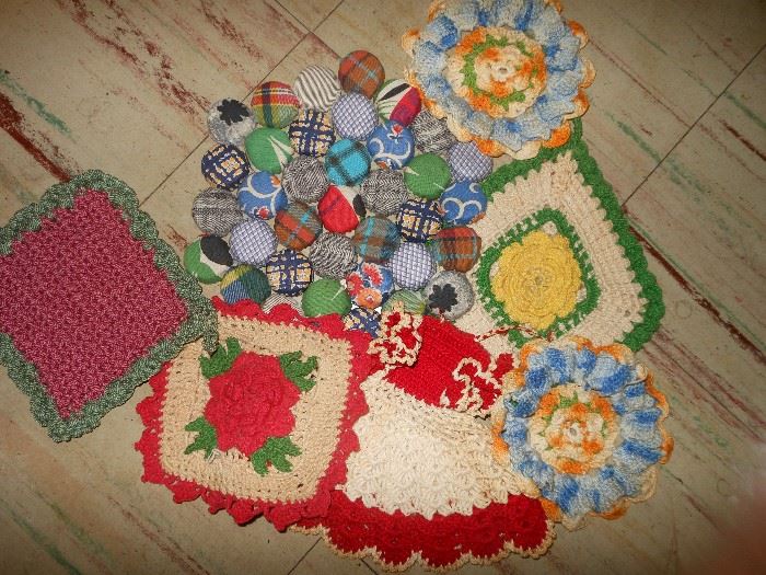 Hand crafted pot holders