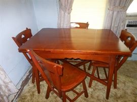 Closed view of table