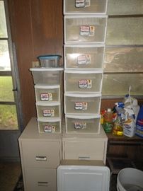 Storage & file cabinets