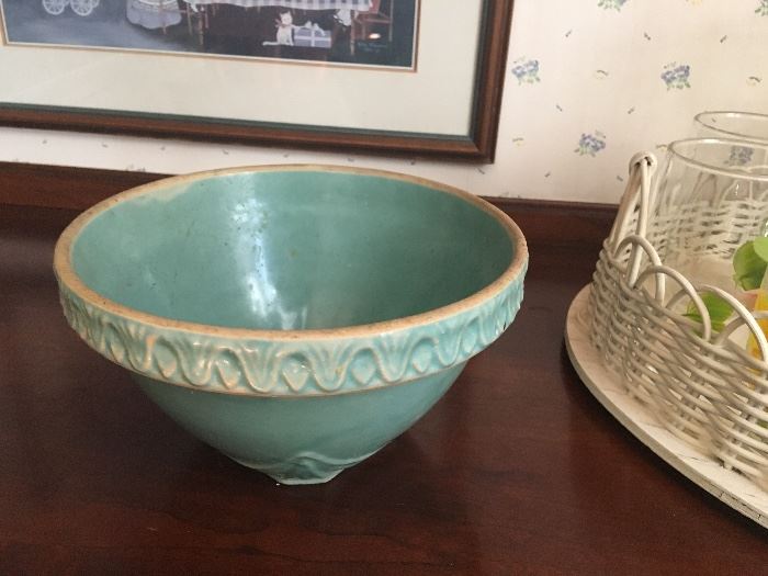 Nice selection of vintage pottery