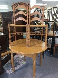 Kitchen table and 2 chairs