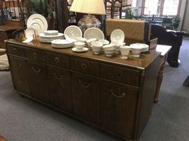 Buffet, lenox service for 12