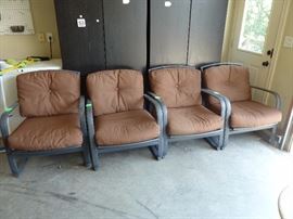 4 matching patio chairs